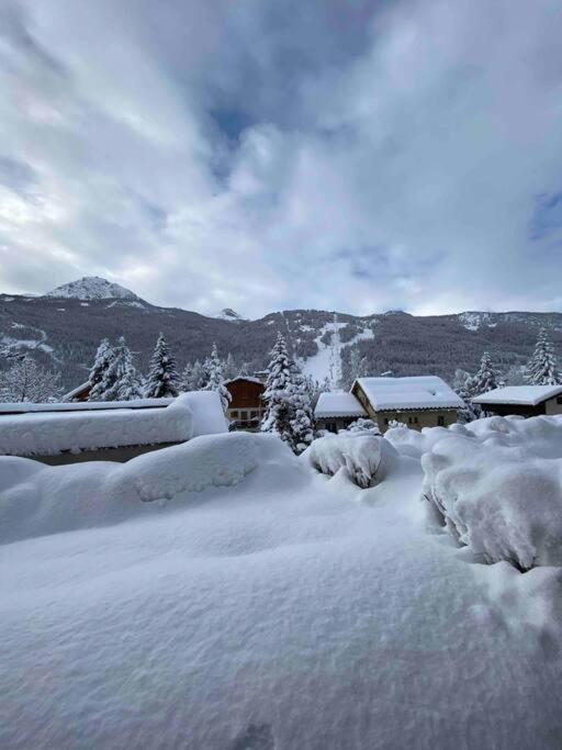 Appartement 4 Pers Grande Terrasse Vue Pistes Ski Saint-Chaffrey Exterior foto